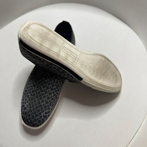 Me Too: Eden Yoga Mat Skimmer - Picture 3 of 3